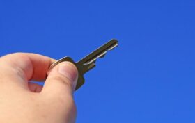 Investir dans l-assurance vie ou immobilier locatif